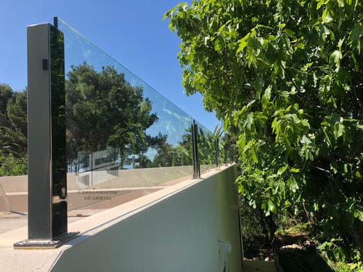 BALCONERAS DE CRISTAL17